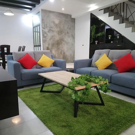 Jb Homestay Bukit Indah Wifi Ciq Mall Legoland Free Parking Johor Bahru Luaran gambar